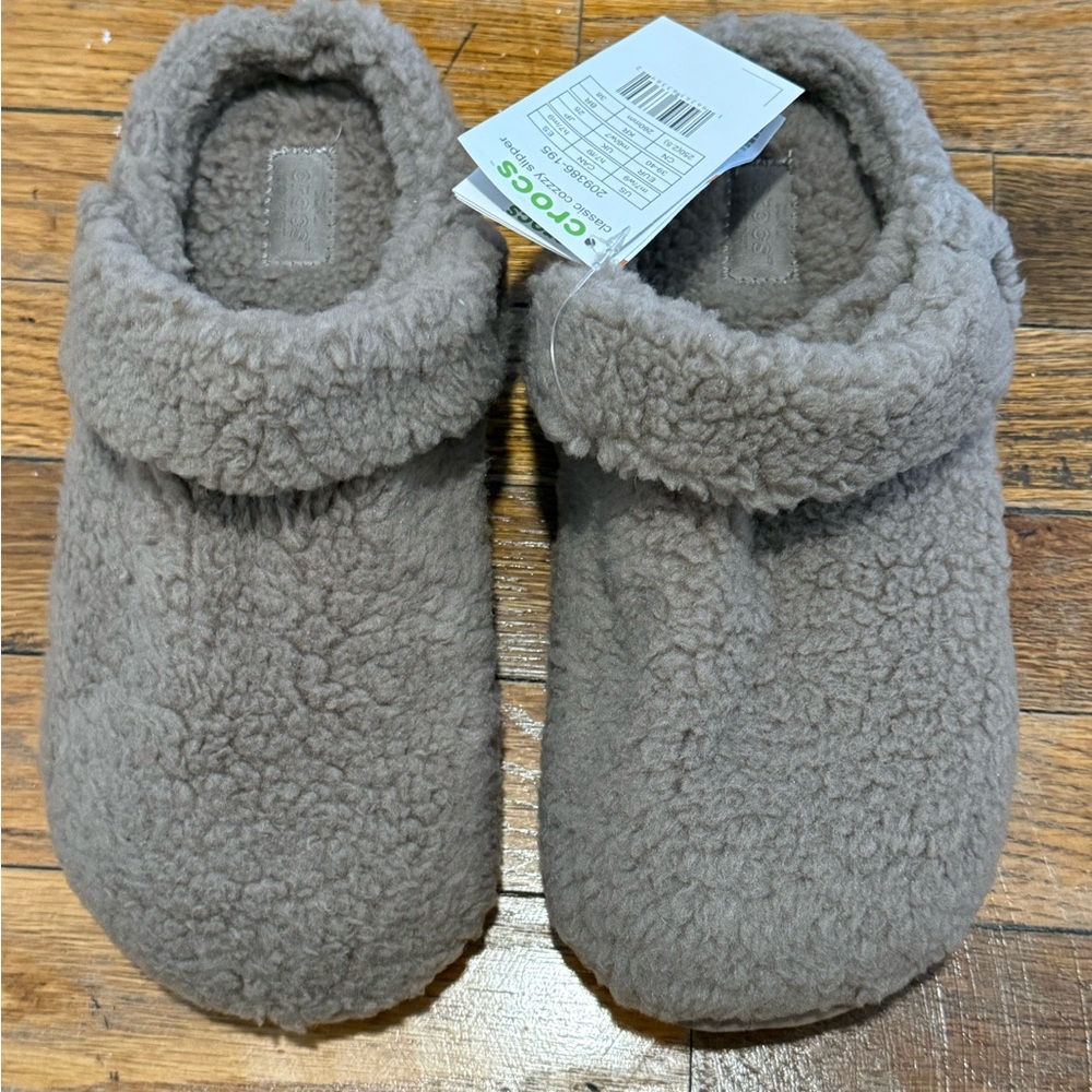 CROCS Plush Slippers
